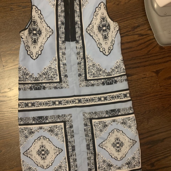 Philosophy size 8 dress - Picture 4 of 4